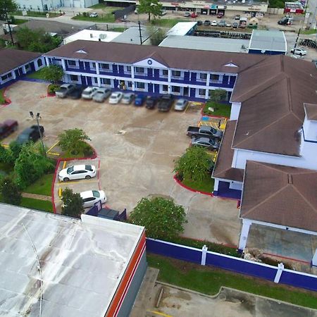 Scottish Inn And Suites Houston-Jones Road Esterno foto