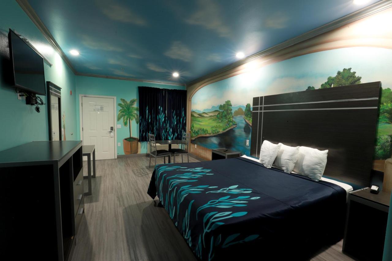 Scottish Inn And Suites Houston-Jones Road Esterno foto