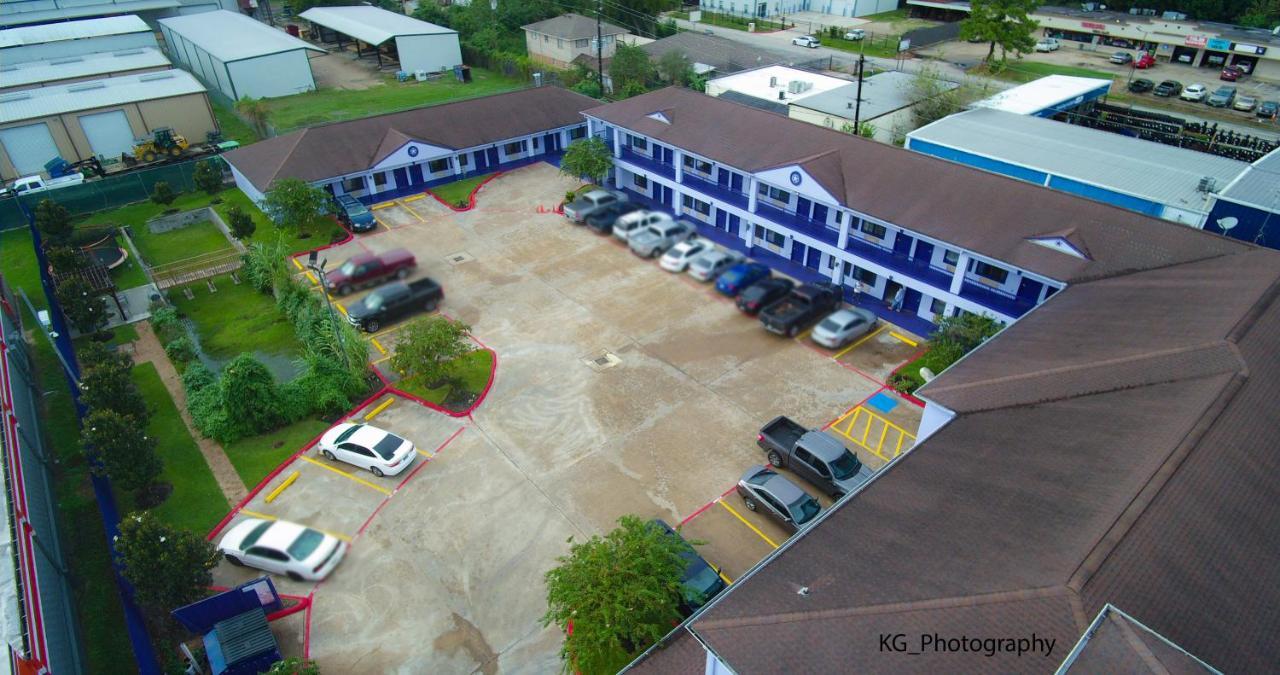 Scottish Inn And Suites Houston-Jones Road Esterno foto